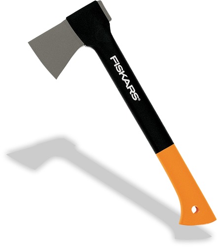 Fiskars-Universalaxt-600-02.jpg